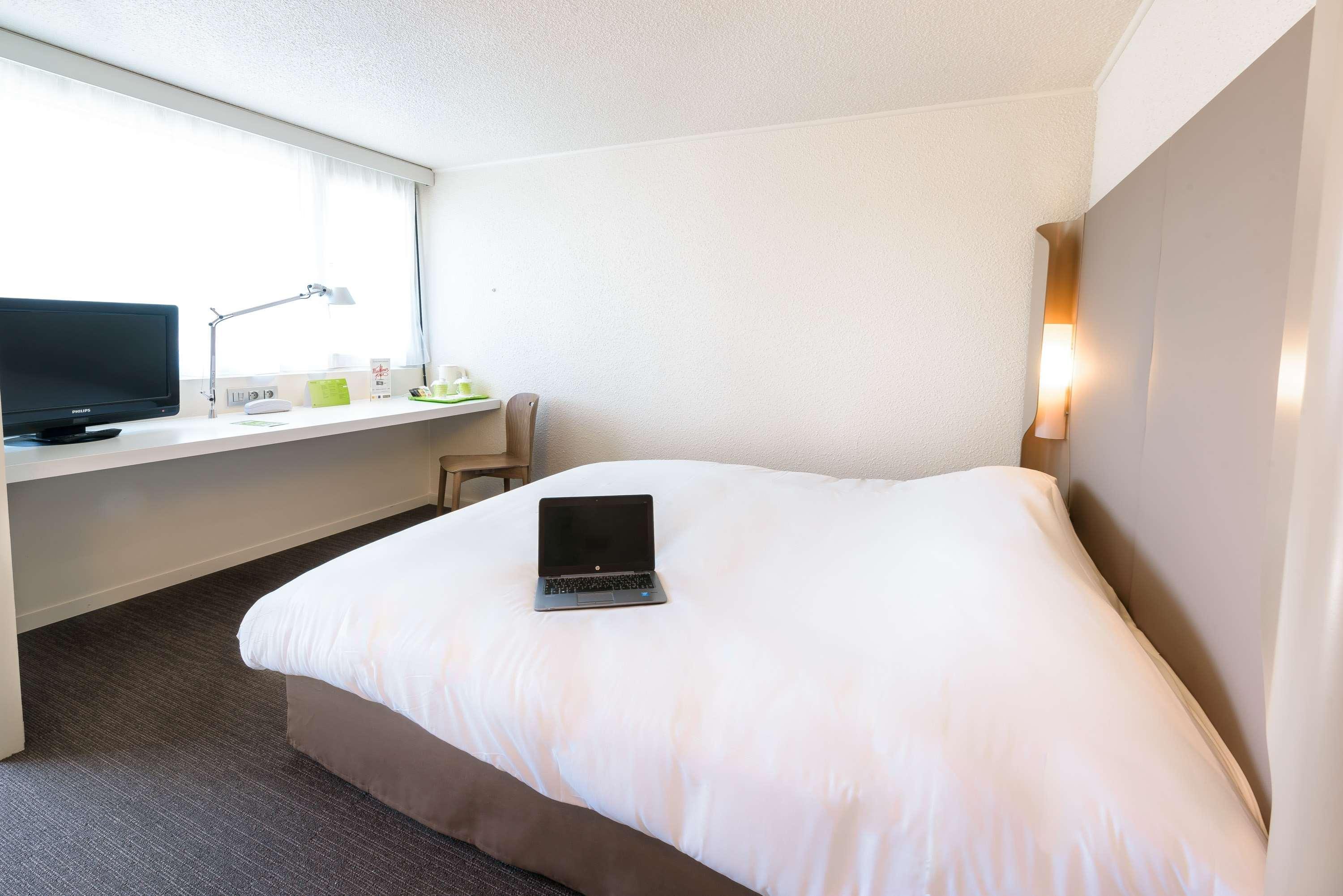 Campanile Sesquieres Hotel
